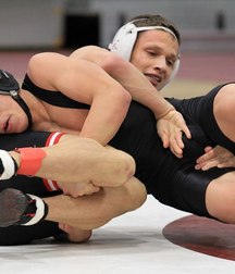 wrestlers boys 5de3902696f28.jpg