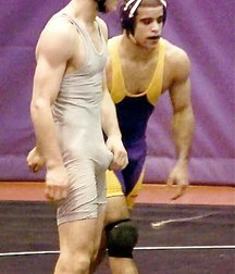 wrestlers boys 5de39037b89d9.jpg