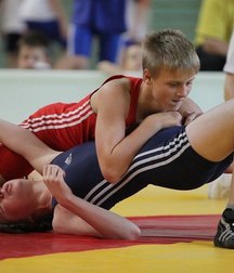 wrestlers boys 5de3903c5adf6.jpg