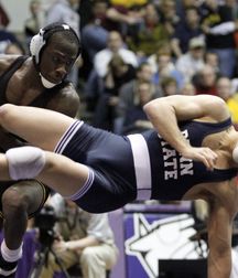 wrestlers boys 5de3904279fe0.jpg