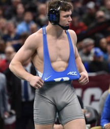 wrestlers boys 5de39055ce675.jpg