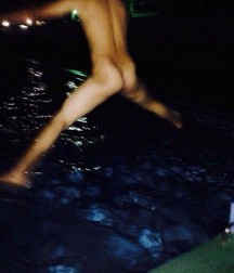 jumping naked 5de390964da8a.jpg
