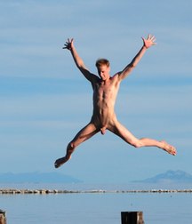 jumping naked 5de390cd4f5a7.jpg