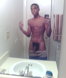 Naked_Black_Boy_Self_Pics  5de3912040144.jpg