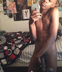 Naked_Black_Boy_Self_Pics  5de39128a6dcd.jpg