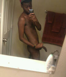 Naked_Black_Boy_Self_Pics  5de3913ce8b1b.png
