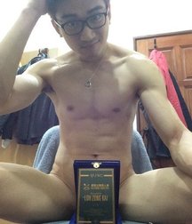 naked_soft 5de3919de460f.jpg
