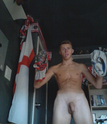 pleasantly naked 5de6a42d50092.jpg