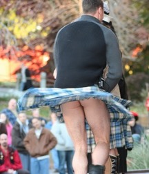 I don't wear underpants with a skirt 5de7f4a19b45f.jpg