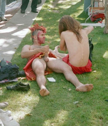 I don't wear underpants with a skirt 5de7f4a63d7e7.jpg