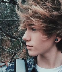 sweet boys 5de7f50ba0f39.jpg