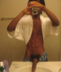 photograph yourself in the mirror 5dea538871ef9.jpg