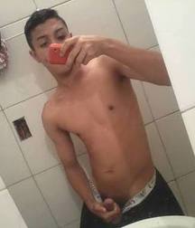 photograph yourself in the mirror 5dea53a952c49.jpg