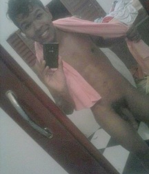 the selfies of Asian boys 5deb6279252ce.jpg
