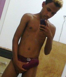 selfies amateur erection 5deb62e809426.jpg