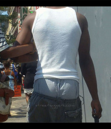 saggingpants 5decdd96c2949.jpg