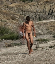 naked in nature 5decdf9b35fd6.jpg