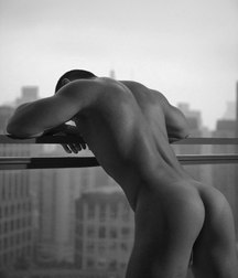 black and white images 5deec01a38905.jpg