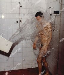 shower after gymnastics 5deec06907482.jpg