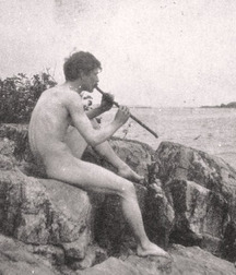 vintage boy 5defde55e3226.jpg