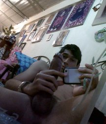 selfies naked 5defdf8c929c0.jpg