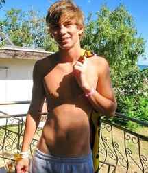 the perfect boys for me 5defe10d6ac09.jpg