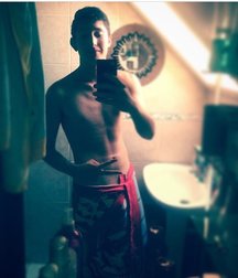 selfie with the towel 5df12d5e3471d.jpg