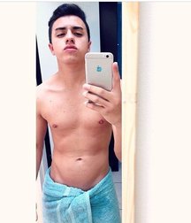 selfie with the towel 5df12d5fbf6b1.jpg