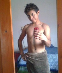 selfie with the towel 5df12d6e80e2f.jpg