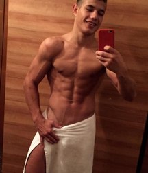 selfie with the towel 5df12d79a2580.jpg