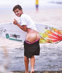 surf lovers 5df4e0197fd45.jpg