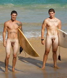 surf lovers 5df4e0439a5b4.jpg