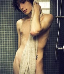 remove the towel 5df4e3ba6739d.jpg