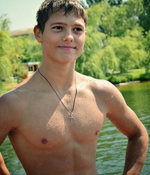 magnificent straight boys 5df785bf57af5.jpg