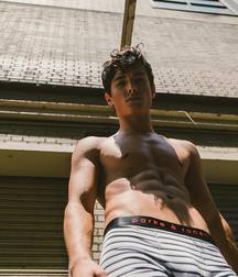 magnificent straight boys 5df785d0e09de.jpg