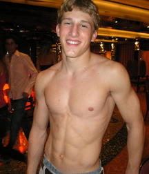 magnificent straight boys 5df785d6dc1e2.jpg