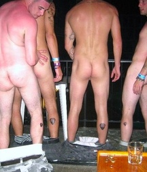 straight boys have a nice ass 5dfa4152b0b33.jpg