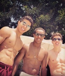 the fabulous straight Brazilian boys 5dfcea7db4fbd.jpg