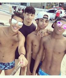 the fabulous straight Brazilian boys 5dfcea9df2d82.jpg