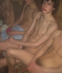 the boys in the sauna 5dff211ce0435.jpg