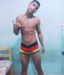 boys are also beautiful in their underwear 5e00facb5b4fd.jpg