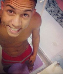 boys are also beautiful in their underwear 5e00fad1cf2e4.jpg