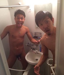 in the bathroom with your friend 5e00fb401afde.jpg