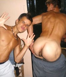 my straight friend's ass 5e00fc0801480.jpg