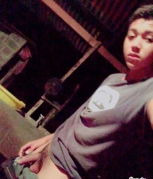 guys showing their cock 5e00fc7e9338b.jpg