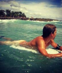 boys love to surf 5e021ddbaeb50.jpg