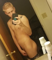 naked but shy 5e045613de0e5.jpg