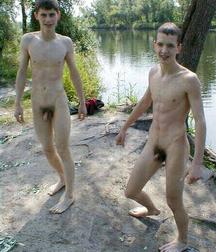 two free friends in nature 5e063f74278f0.jpg