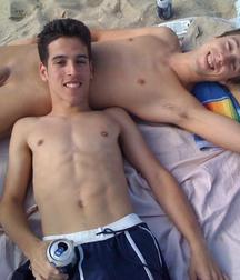 the strange world of straight guys 5e0640b7b3b9f.jpg