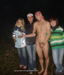 the strange world of straight guys 5e0640bb1db8b.jpg